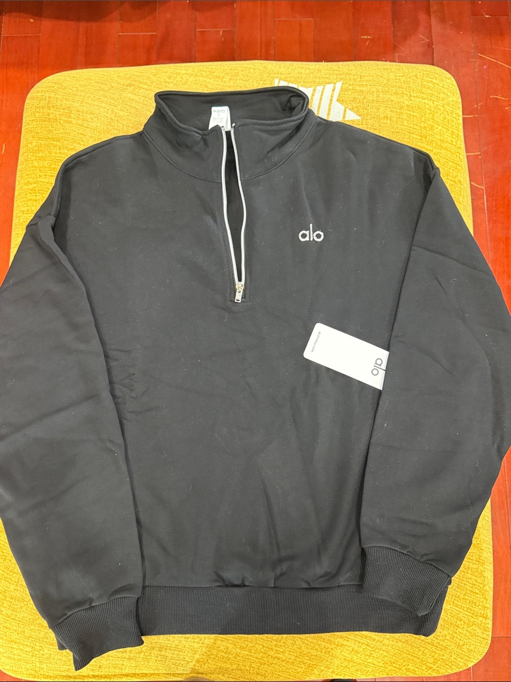ALO Yoga Unisex Quarter-Zip – Black –